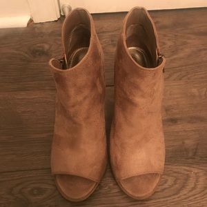 Carlos Santana Peep Toe Booties